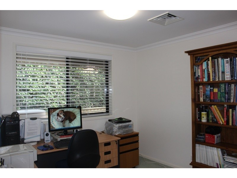 60 Wahroonga Drive, Tamworth NSW 2340