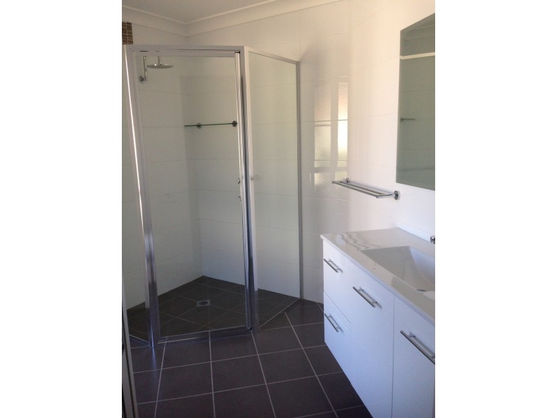 17b Kaputar Close, Tamworth NSW 2340