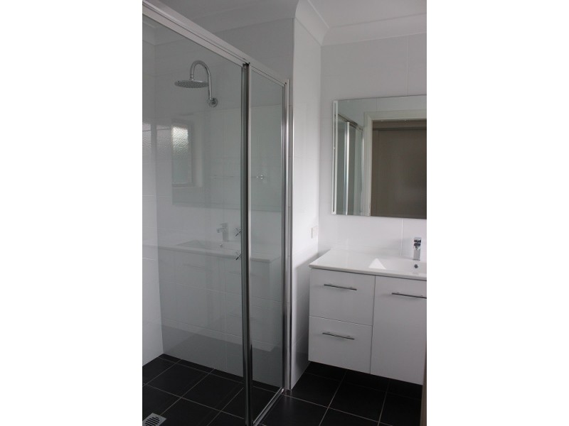 17b Kaputar Close, Tamworth NSW 2340