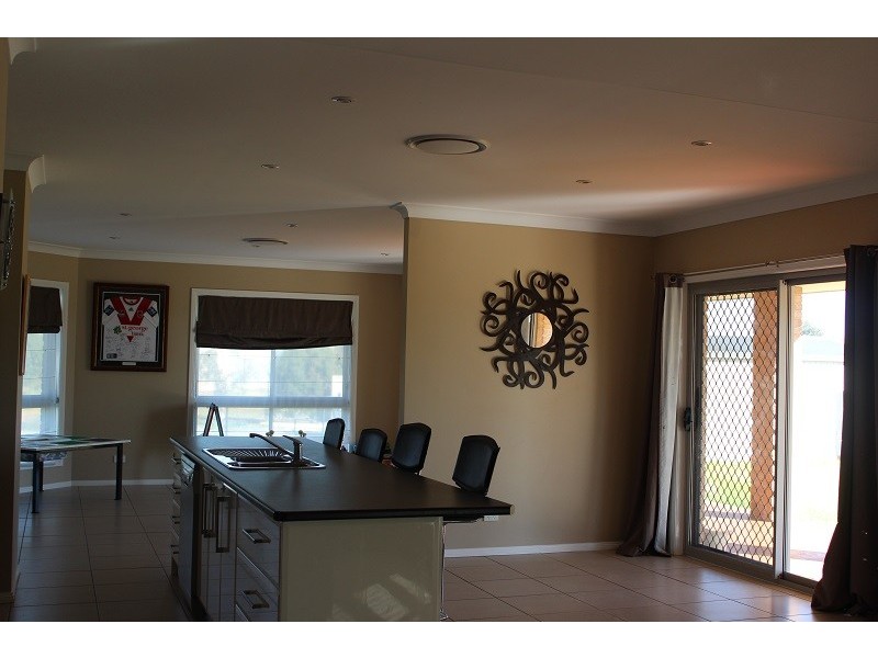 25 Sequoia Drive, Moore Creek NSW 2340
