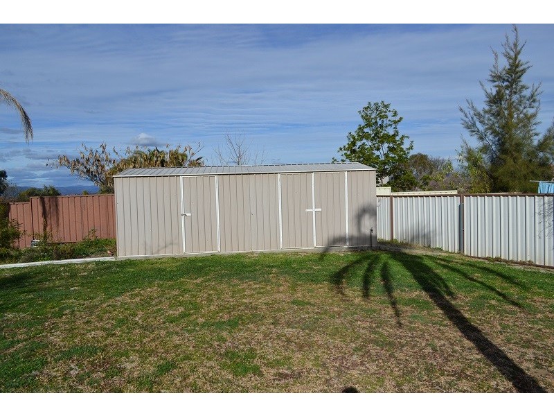 29 Caloola Street, Tamworth NSW 2340