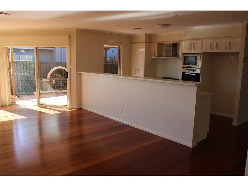 48 The Heights, Tamworth NSW 2340