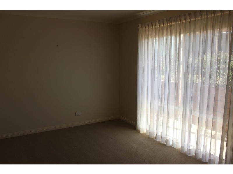 48 The Heights, Tamworth NSW 2340