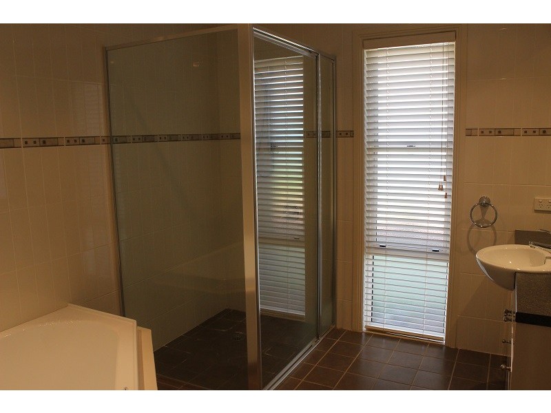 48 The Heights, Tamworth NSW 2340