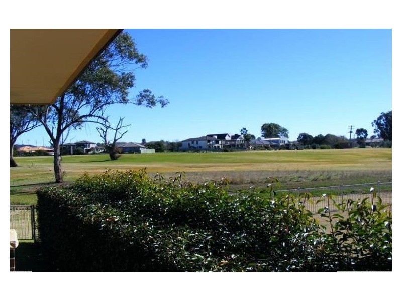 69 Greg Norman Drive, Tamworth NSW 2340