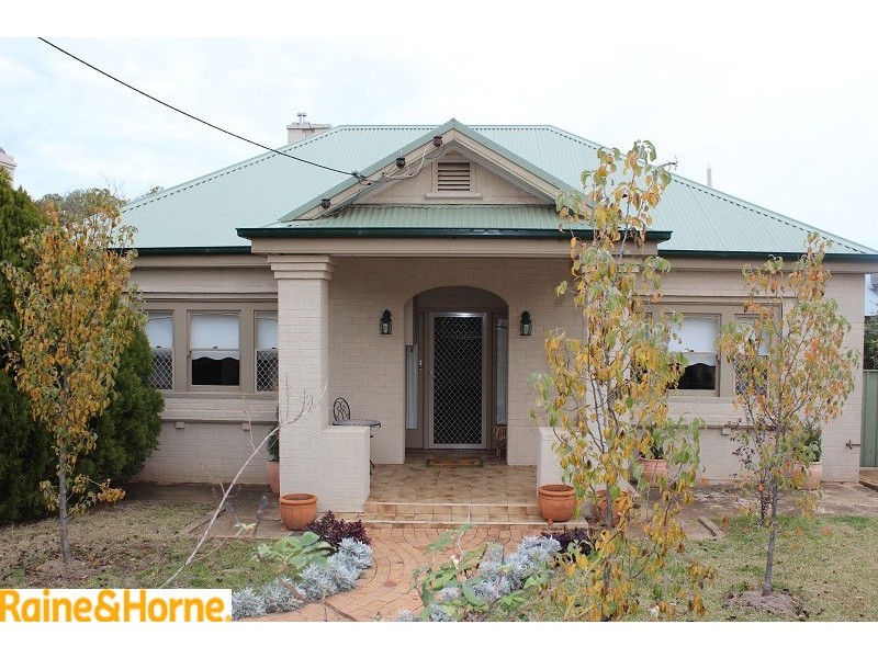 75A Upper Street, Tamworth NSW 2340