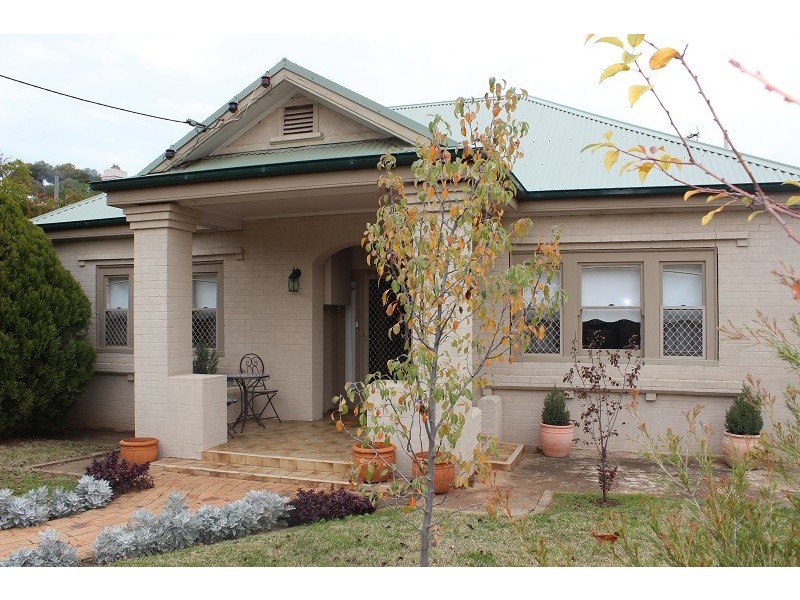 75A Upper Street, Tamworth NSW 2340