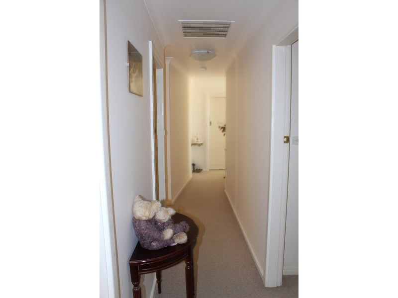 86 Oak Street, Tamworth NSW 2340