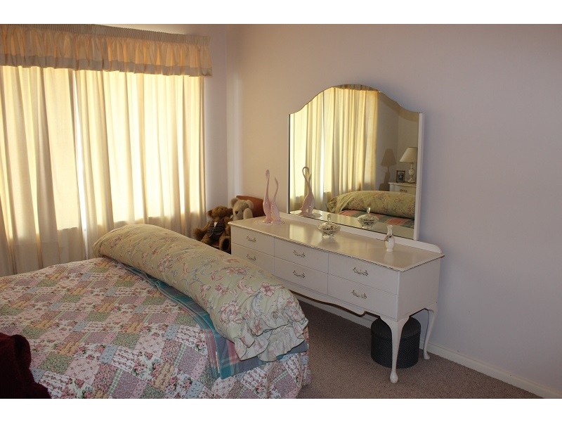 86 Oak Street, Tamworth NSW 2340