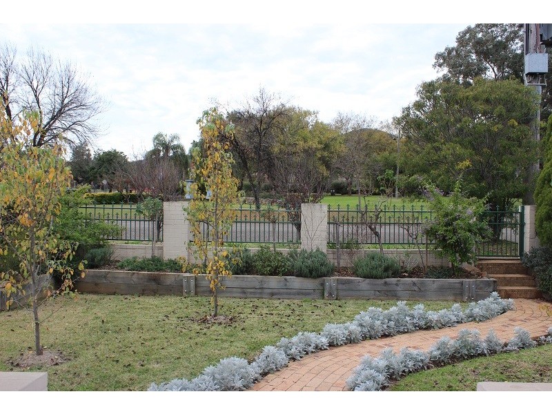 75A Upper Street, Tamworth NSW 2340