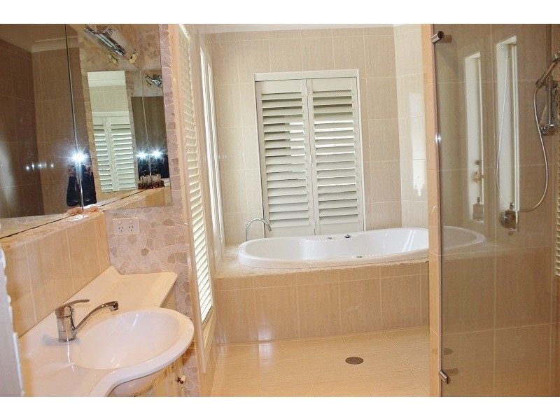 68 Warwick Road, Tamworth NSW 2340