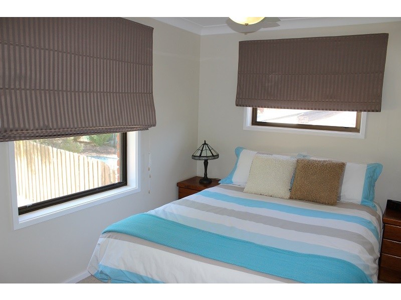 18 Woodburn Way, Tamworth NSW 2340