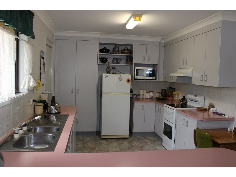 34 Brolga Way, Tamworth NSW 2340