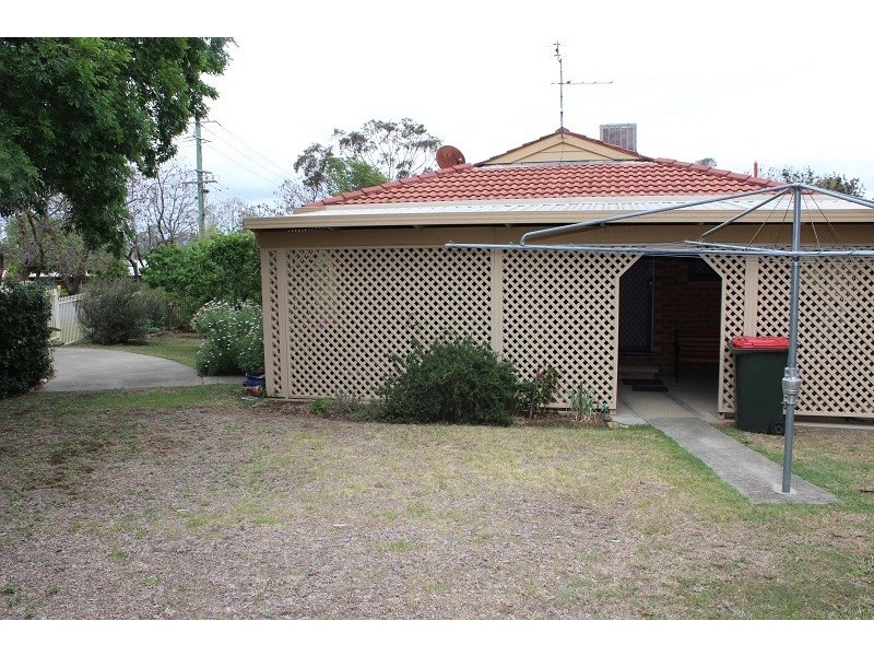 34 Brolga Way, Tamworth NSW 2340