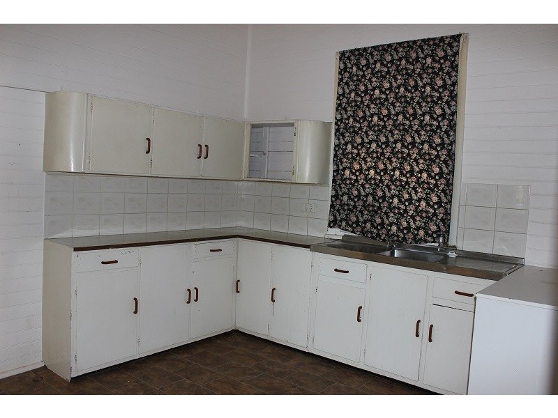 30 Griffin Ave, Tamworth NSW 2340