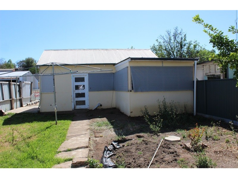 30 Griffin Ave, Tamworth NSW 2340