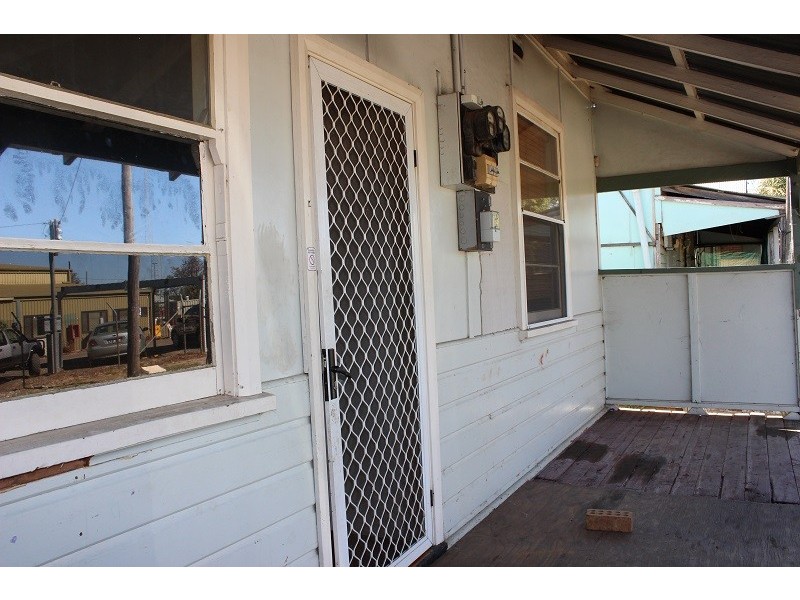 30 Griffin Ave, Tamworth NSW 2340