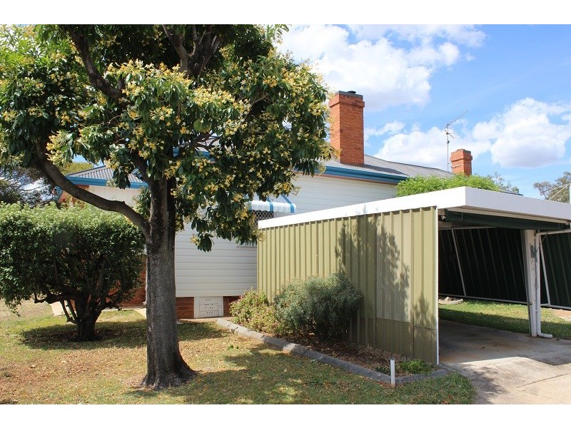1 Janison Street, Tamworth NSW 2340