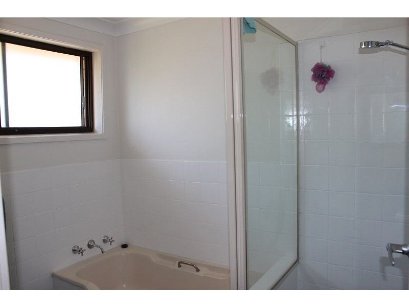 82 McRae Street, Tamworth NSW 2340