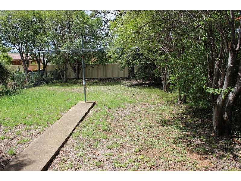 Units 1and2   46 Petra Avenue, Tamworth NSW 2340