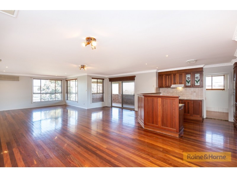 65 Lemon Gums Drive, Tamworth NSW 2340