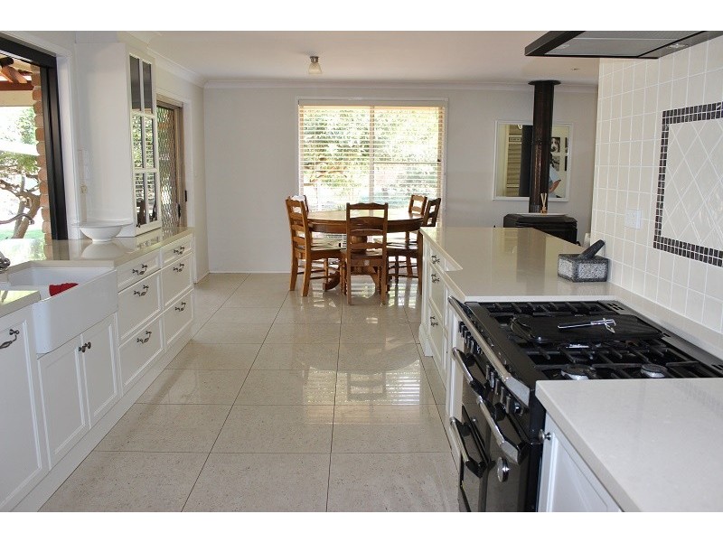 2 Palmer Drive, Tamworth NSW 2340