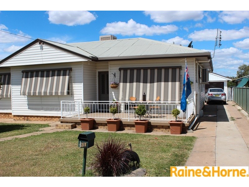 31 Edinburgh Avenue, Tamworth NSW 2340