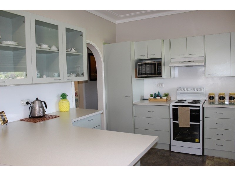 31 Edinburgh Avenue, Tamworth NSW 2340