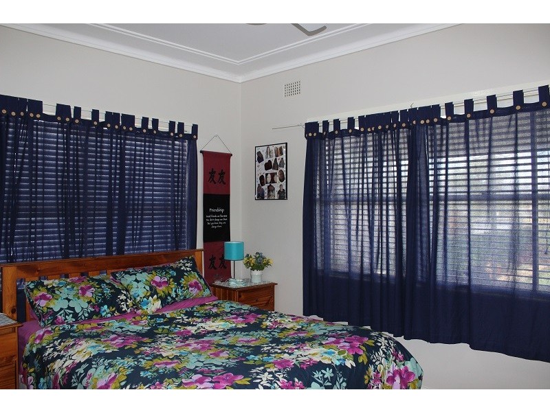 31 Edinburgh Avenue, Tamworth NSW 2340