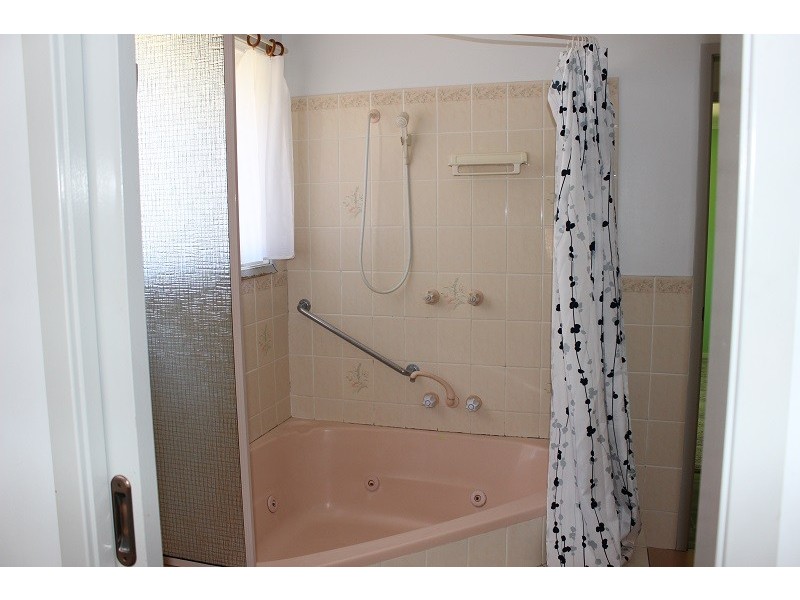 2 Heron Road, Tamworth NSW 2340