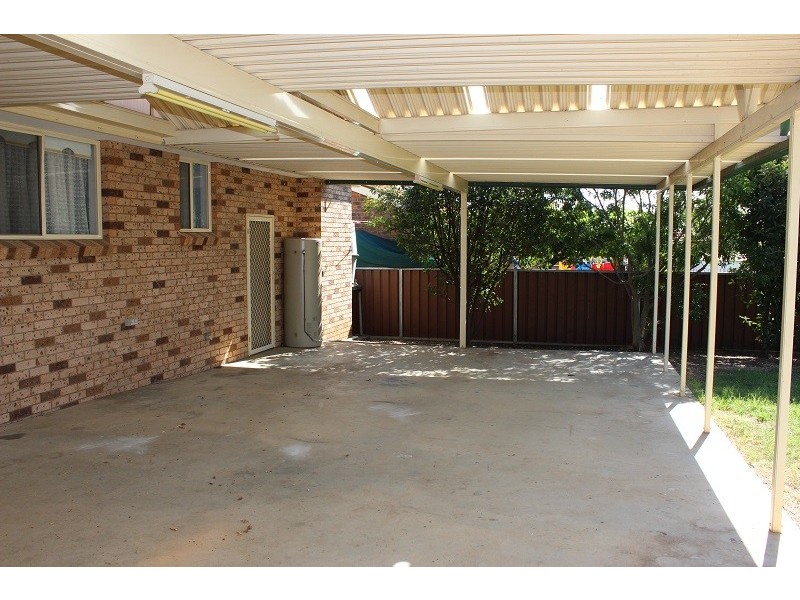 2 Heron Road, Tamworth NSW 2340