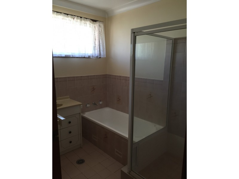 1/6 Belah Close, Tamworth NSW 2340