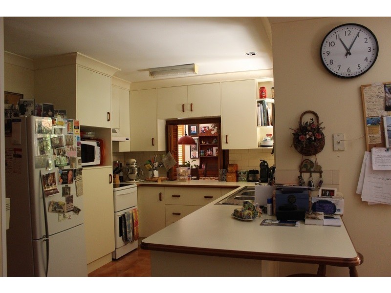 11 Bellevue Crescent, Tamworth NSW 2340