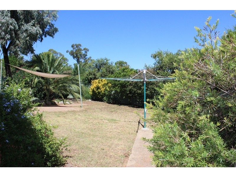 131 Hillvue Rd, Tamworth NSW 2340