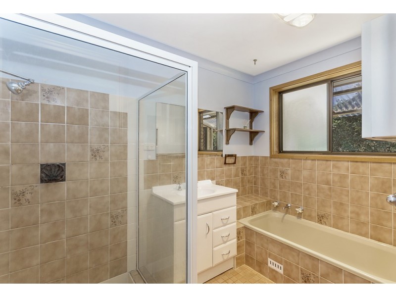 33 Mullumbimby Close, Tamworth NSW 2340