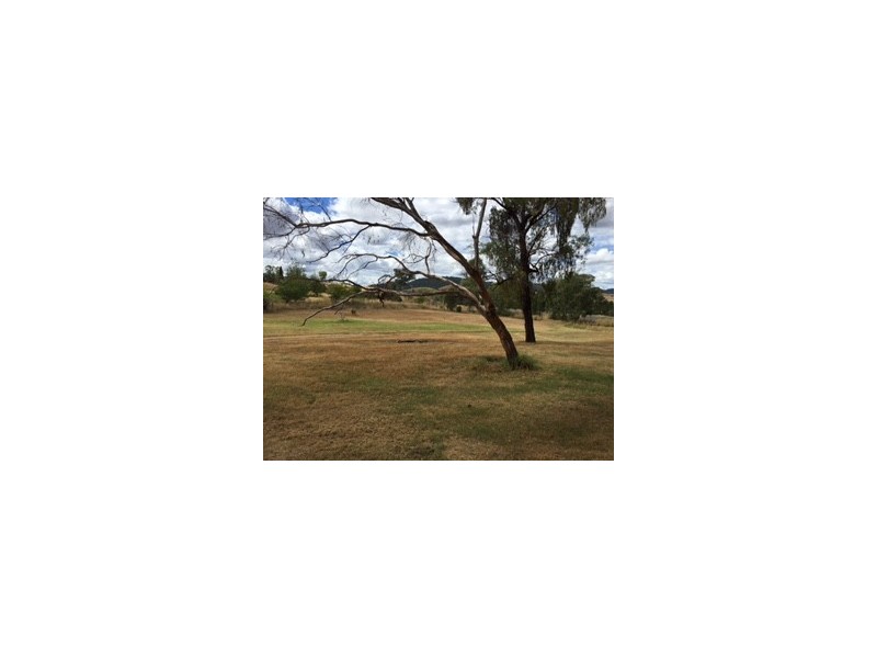 518 Armidale Road, Tamworth NSW 2340