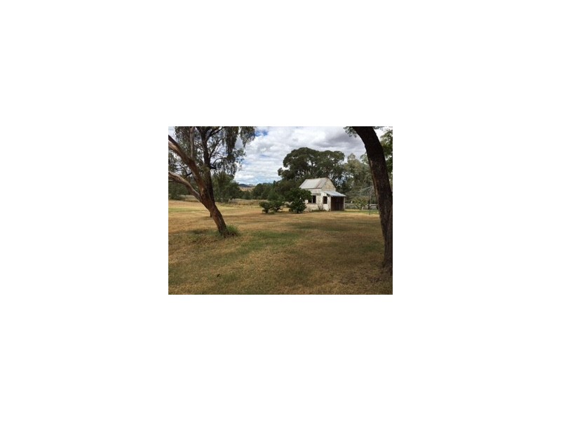 518 Armidale Road, Tamworth NSW 2340