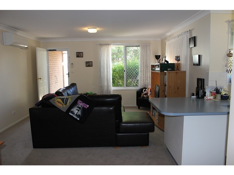 1/11 Cowper Close, Tamworth NSW 2340