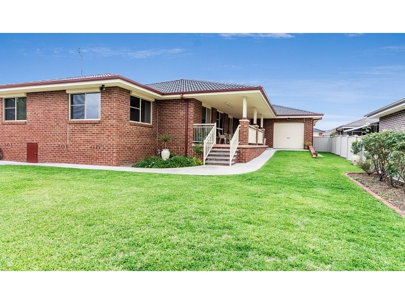 14 Kalinda Place, Tamworth NSW 2340