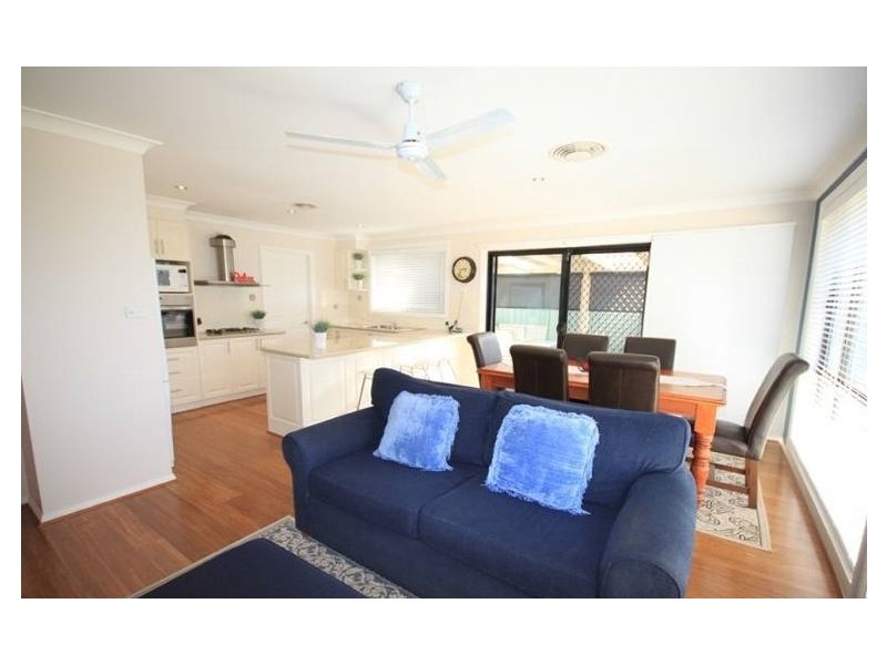 23 The Grange, Tamworth NSW 2340