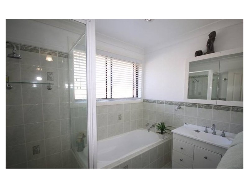 23 The Grange, Tamworth NSW 2340