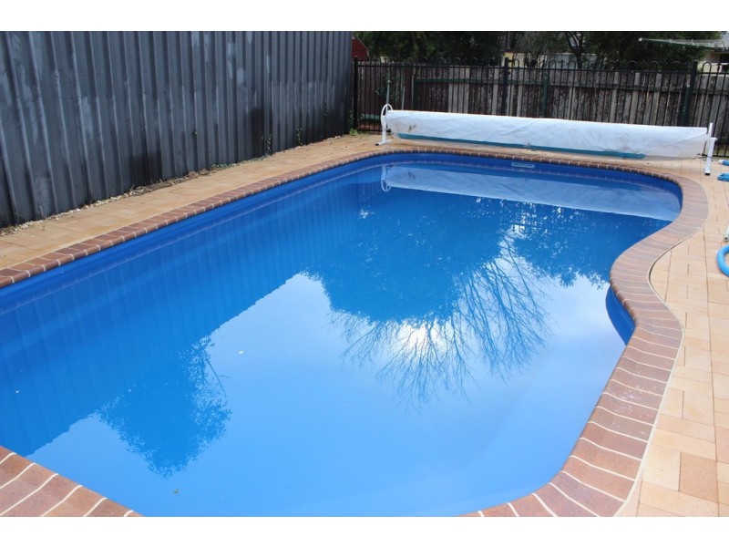 12 Allawah Street, Tamworth NSW 2340