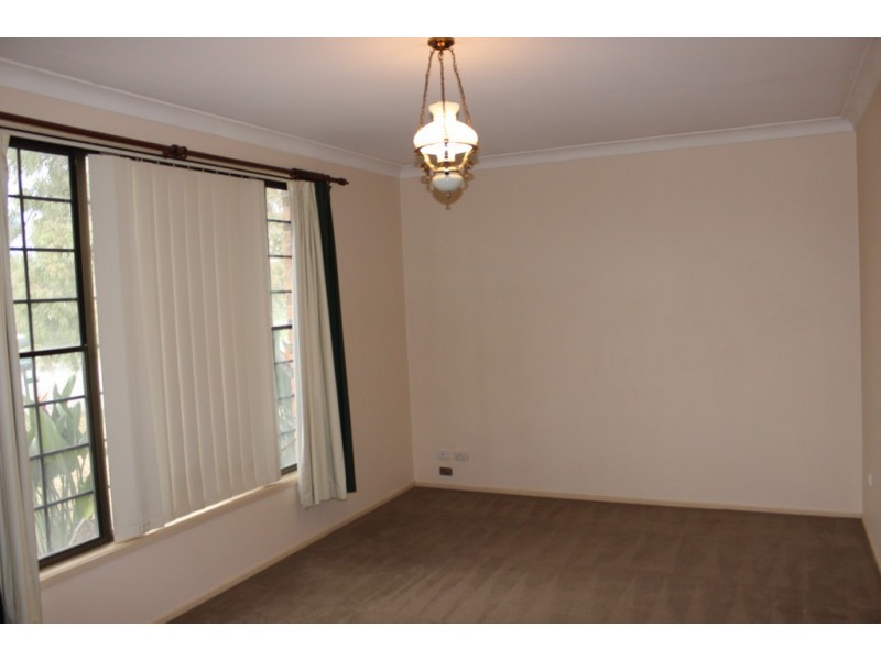 12 Allawah Street, Tamworth NSW 2340