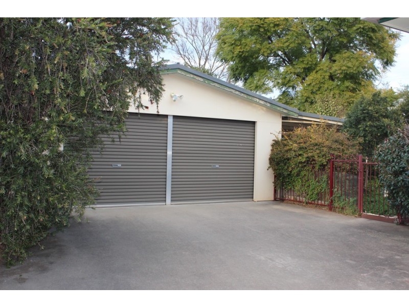 15 Central Avenue, Tamworth NSW 2340