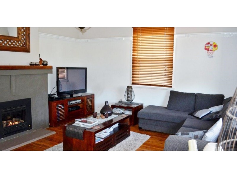 51 Gipps street, Tamworth NSW 2340
