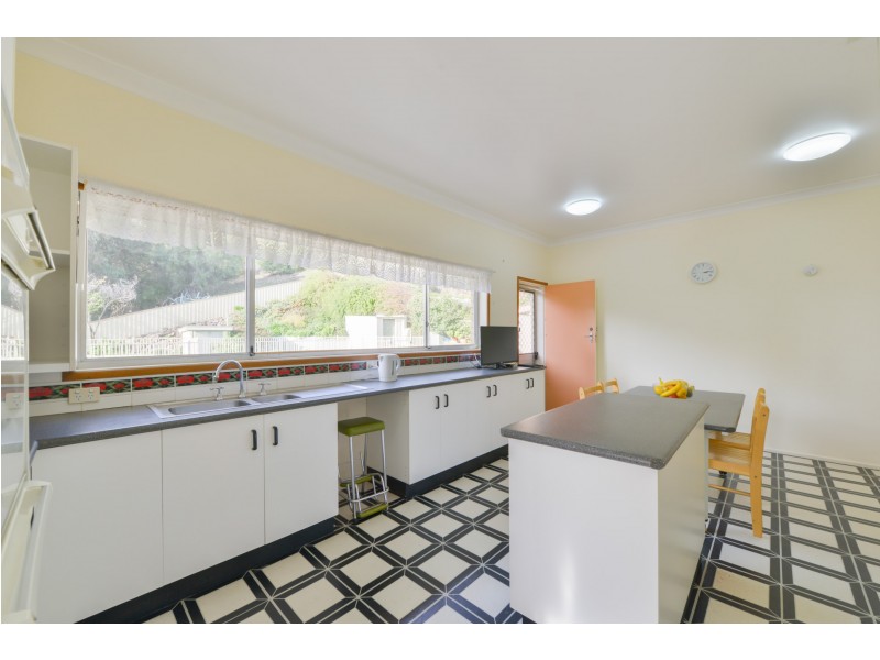 16 Warramunga Avenue, Tamworth NSW 2340