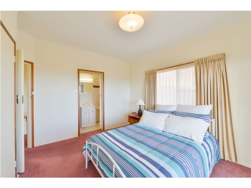 16 Warramunga Avenue, Tamworth NSW 2340