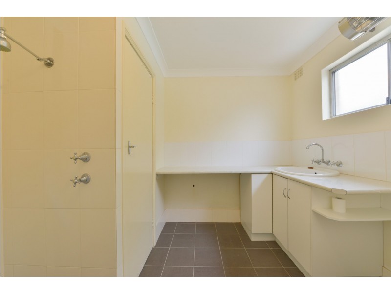 9 Carmichael Ave, Tamworth NSW 2340