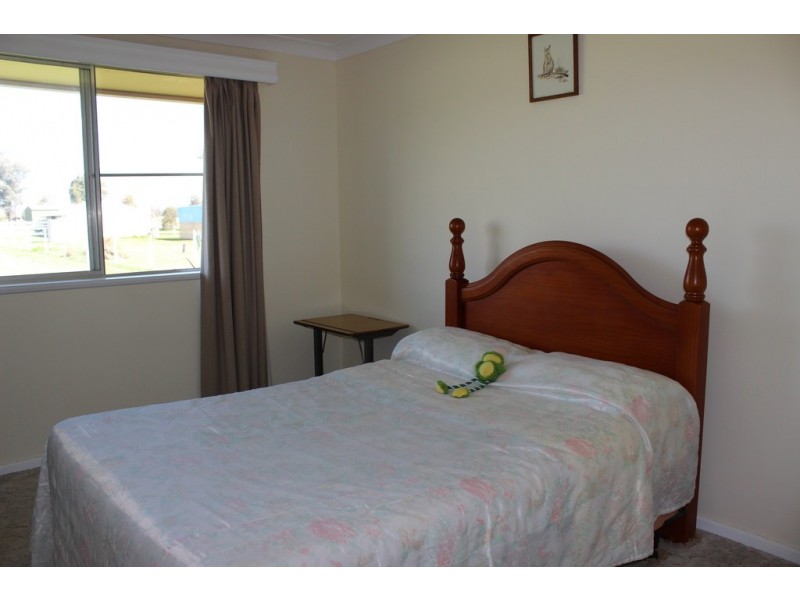 1411 Manilla Road, Tamworth NSW 2340