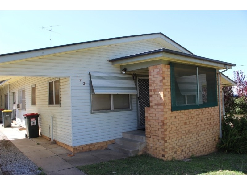 1/172 Denison Street, Tamworth NSW 2340